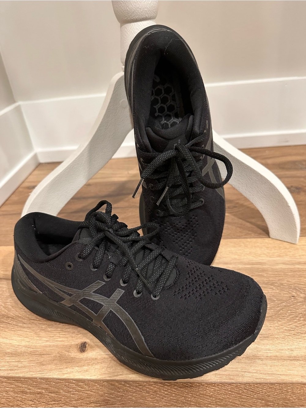 ASICS Men's All-Black Breathable Knit Running Shoes